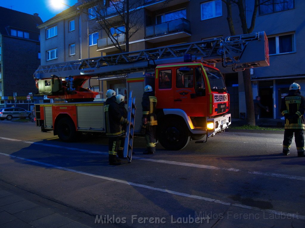 Feuer Koeln Kalk Kalk Muelheimerstr P136.JPG